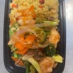 Best Shrimp with Garlic Sauce Special Combination Plate in Riverton, IL